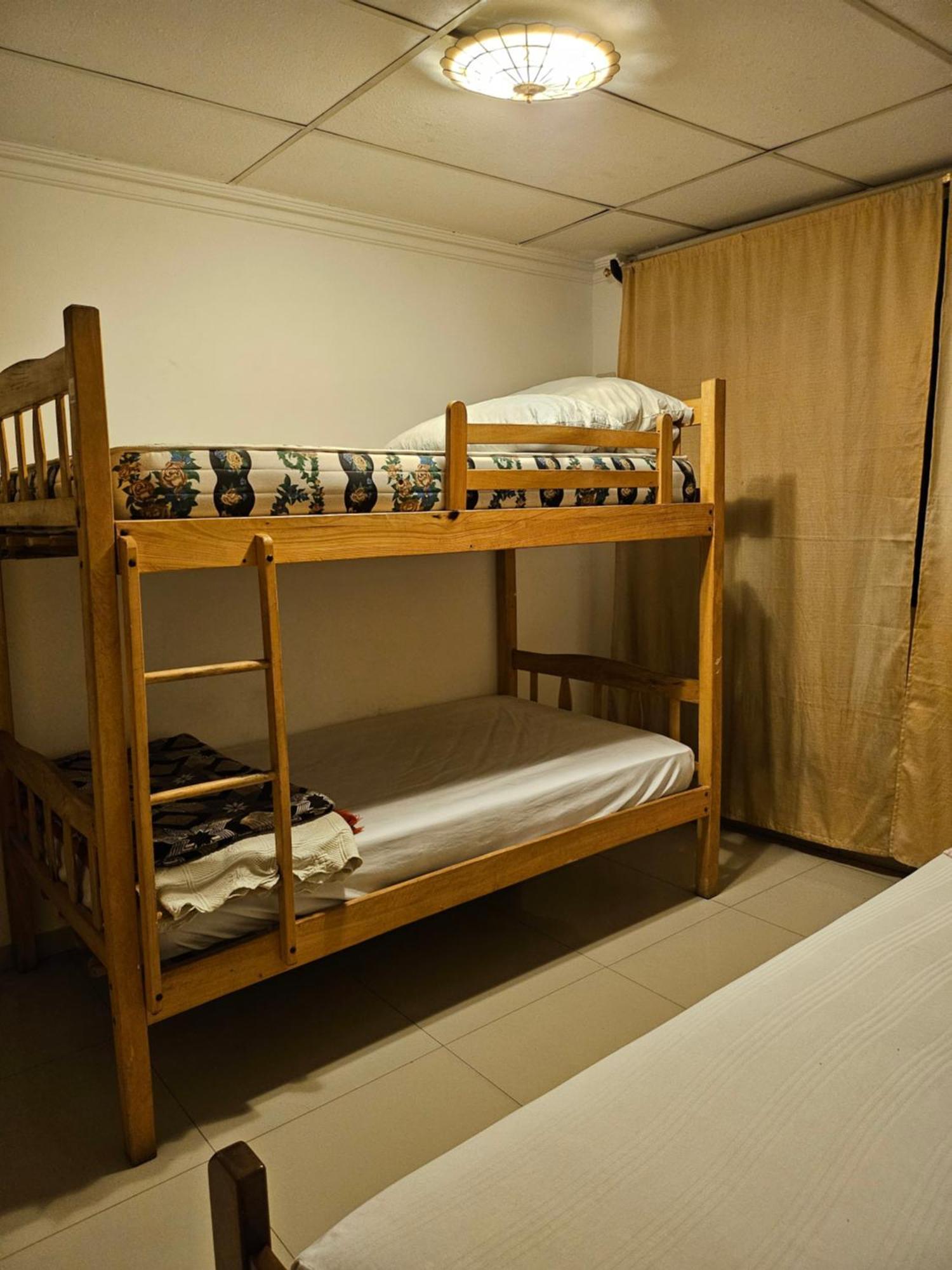 Apartaments Malecon 2000 グアヤキル エクステリア 写真